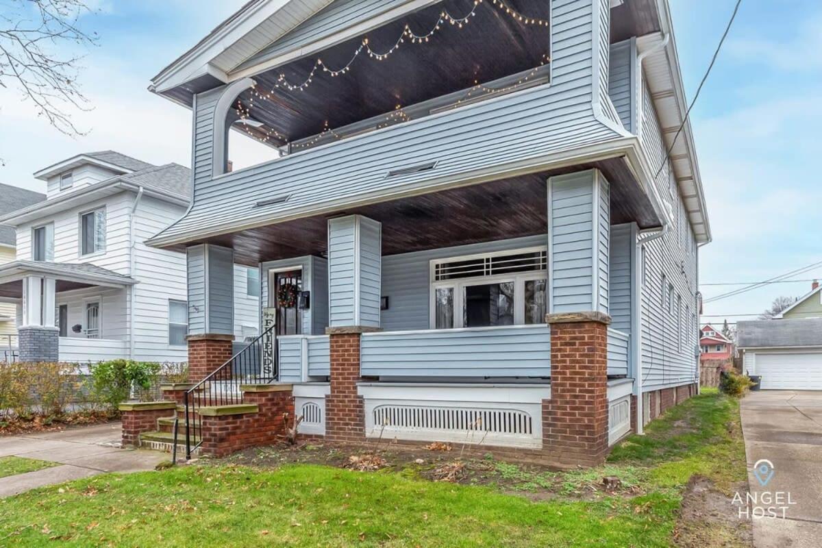 Beautifully Remodeled Duplex Apt In West Blvd Cleveland Exteriör bild